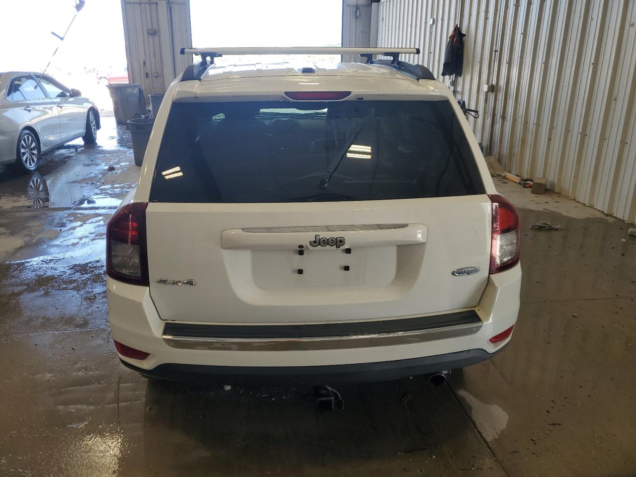 2016 Jeep Compass Latitude VIN: 1C4NJDEB0GD798989 Lot: 68737445