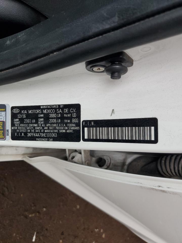 2017 Kia Forte Lx VIN: 3KPFK4A79HE101063 Lot: 70305255