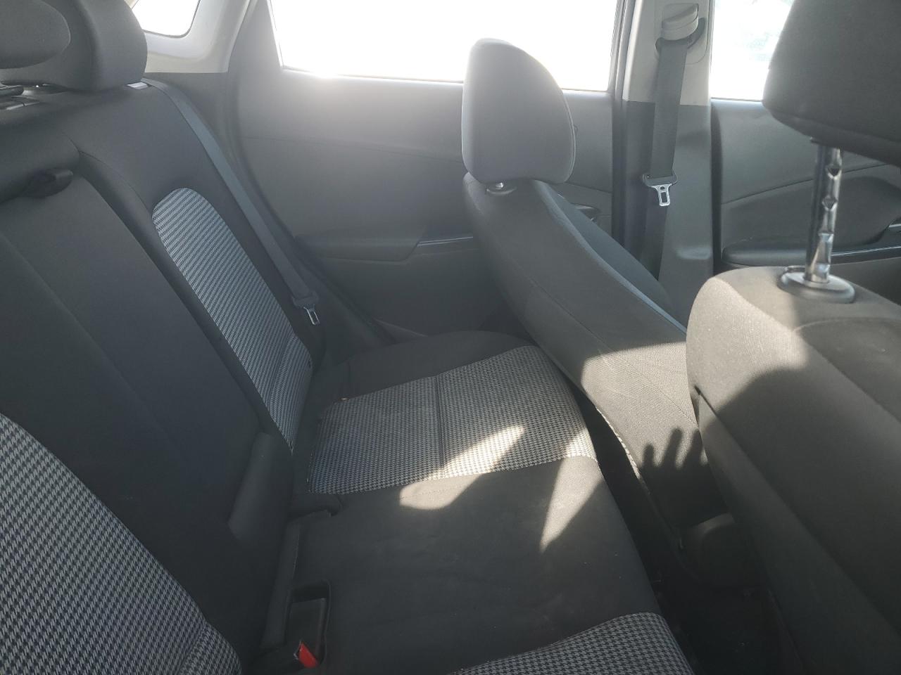 2020 Hyundai Kona Se VIN: KM8K12AA5LU440975 Lot: 69760345