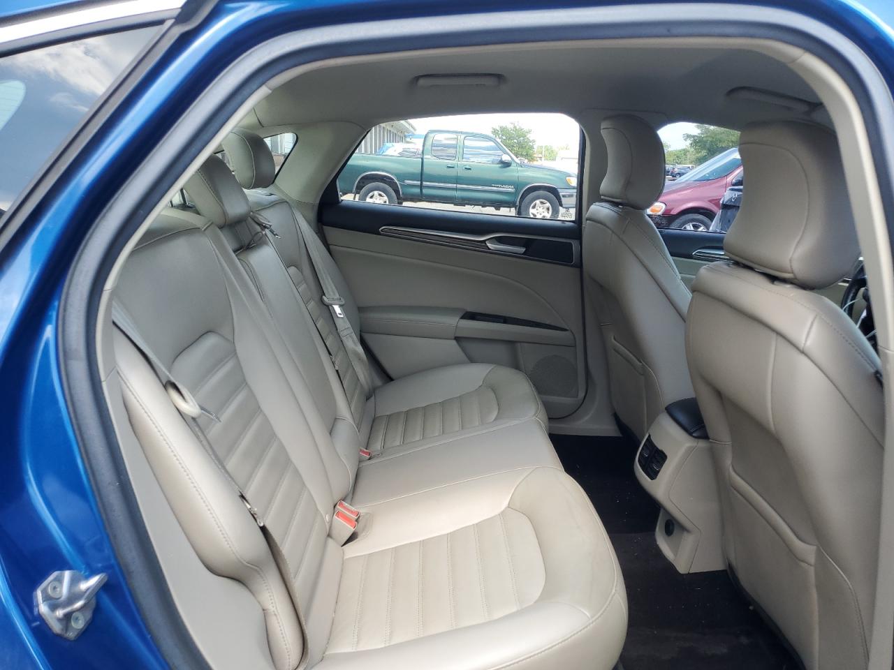 2017 Ford Fusion Se VIN: 3FA6P0HD3HR166947 Lot: 69070945