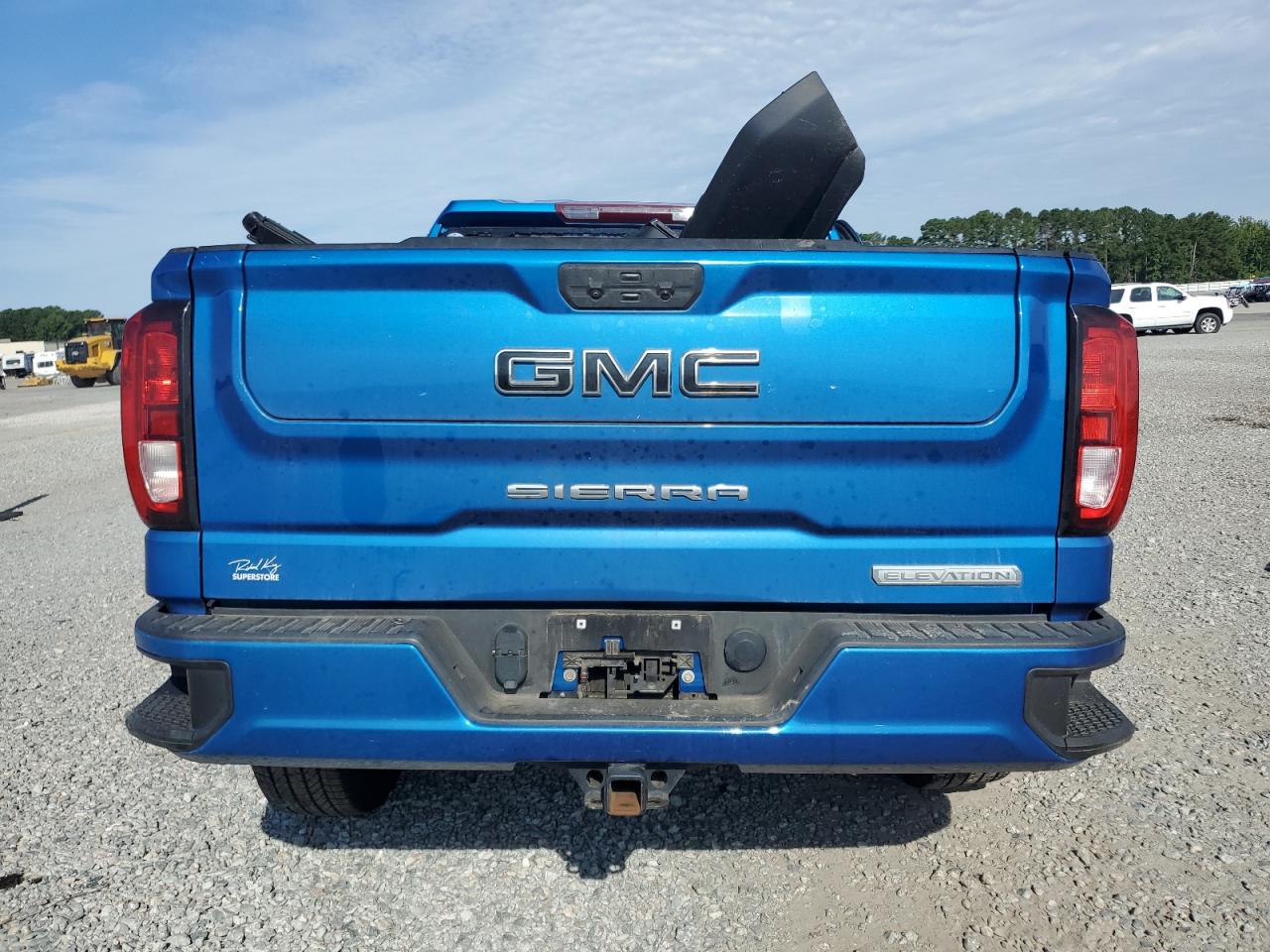 2022 GMC Sierra K1500 Elevation VIN: 3GTPUCEK4NG690398 Lot: 69747605
