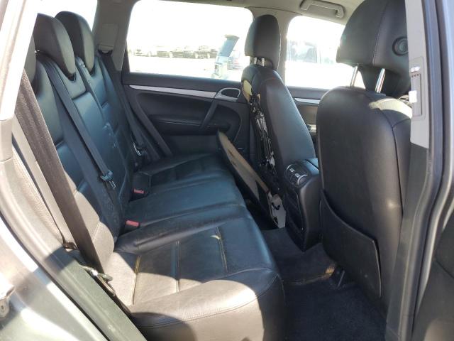 2004 PORSCHE CAYENNE S