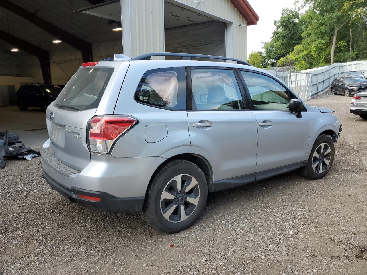 2017 Subaru Forester 2.5I blue null gas JF2SJABC8HH462419 photo #4