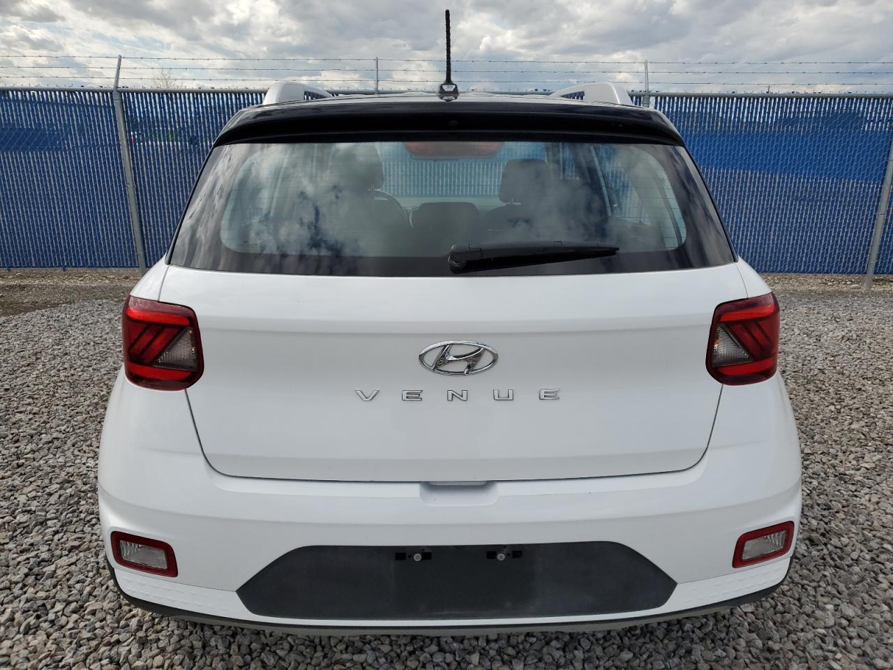 2023 Hyundai Venue Sel VIN: KMHRC8A35PU265081 Lot: 68746415