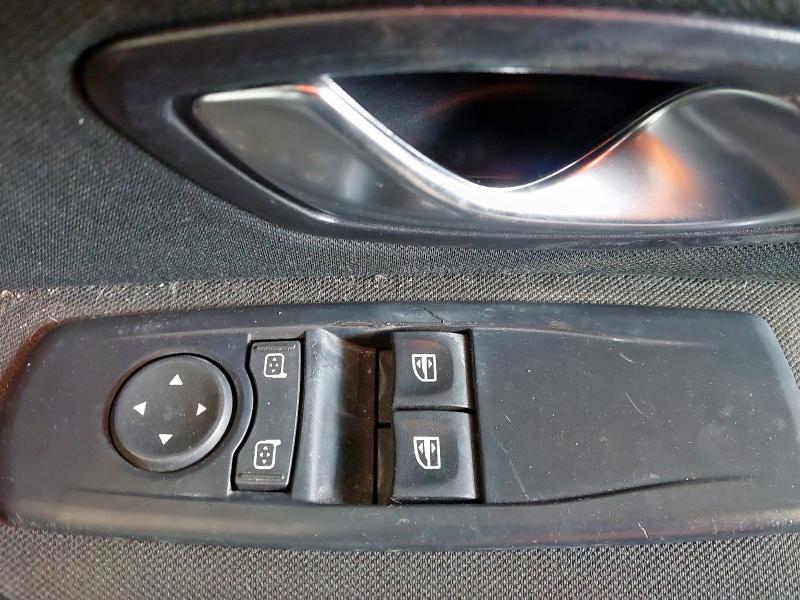2010 RENAULT MEGANE I-MUSIC