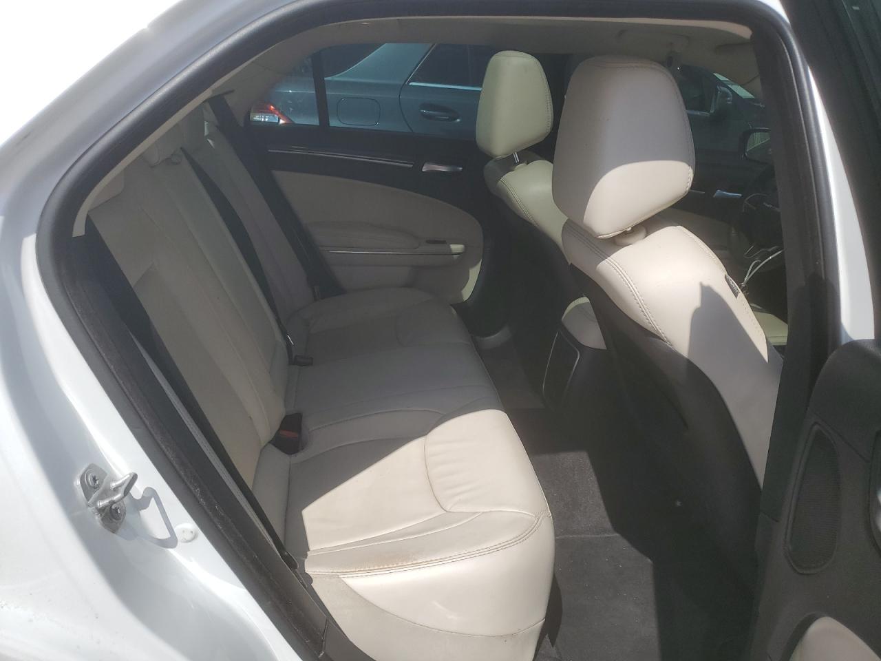 2016 Chrysler 300 Limited VIN: 2C3CCAAG9GH128463 Lot: 68191625