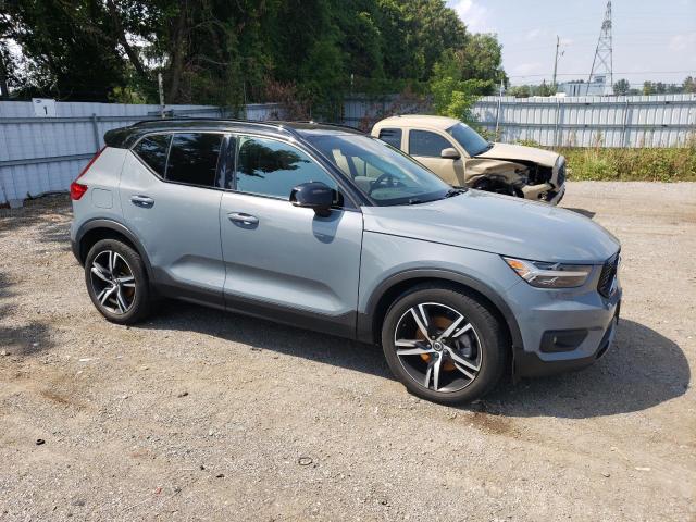 2020 VOLVO XC40 T5 R-DESIGN  