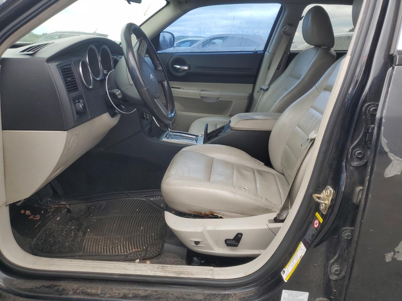 2005 Dodge Magnum R/T VIN: 2D8GV58245H676281 Lot: 69013375