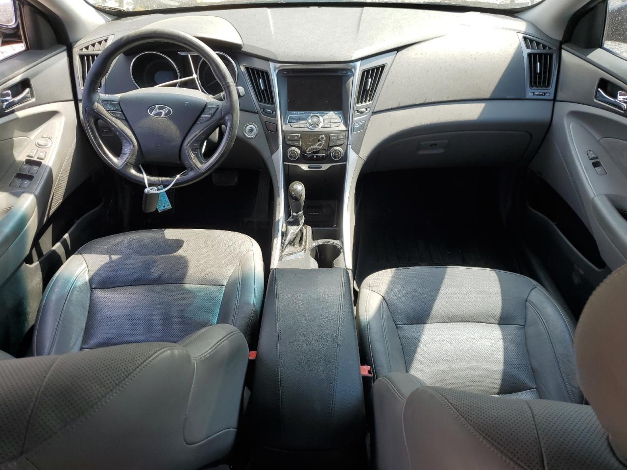 2015 Hyundai Sonata Hybrid VIN: KMHEC4A45FA124592 Lot: 69214275