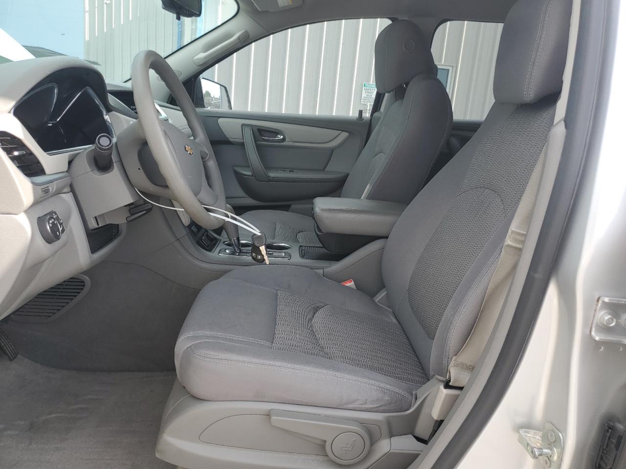 2016 Chevrolet Traverse Ls VIN: 1GNKRFED3GJ190336 Lot: 69582645