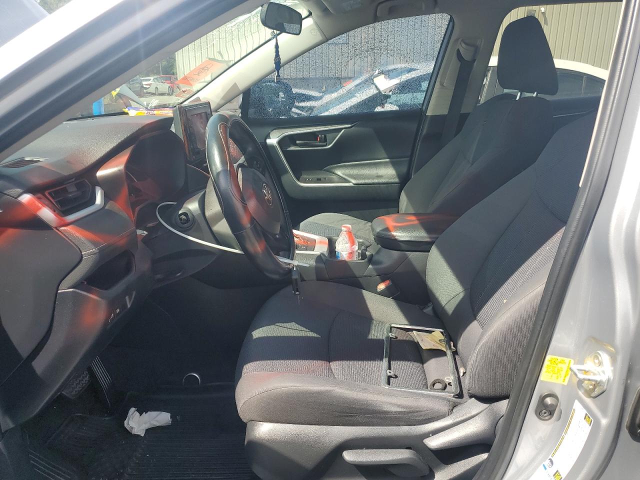 2020 Toyota Rav4 Le VIN: 2T3MWRFV8LW048871 Lot: 70785595