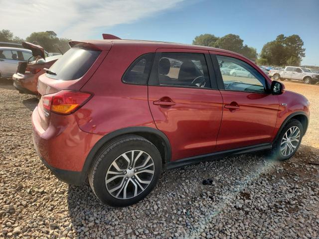  MITSUBISHI OUTLANDER 2017 Красный