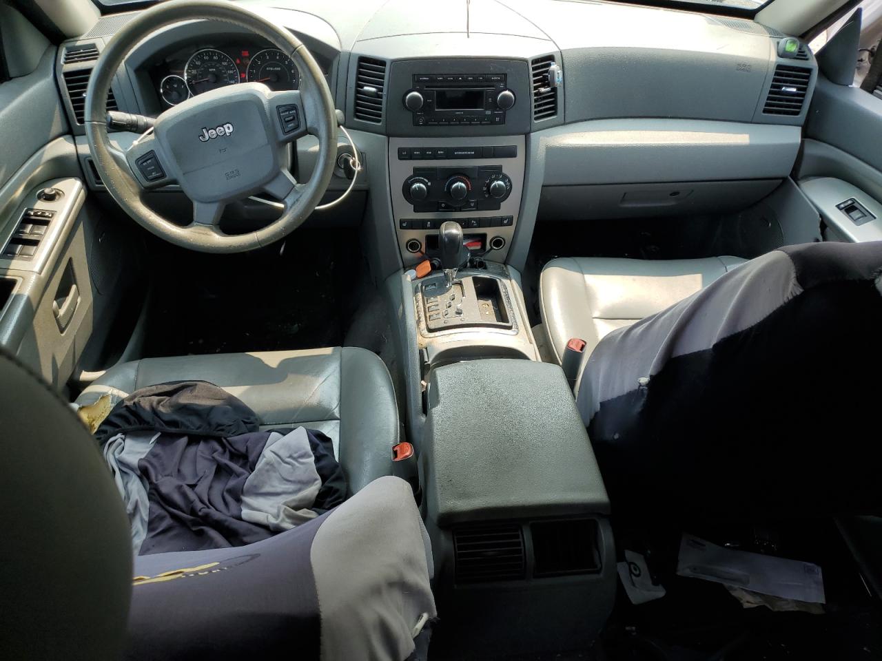 2007 Jeep Grand Cherokee Laredo VIN: 1J8GR48K27C551615 Lot: 67226925