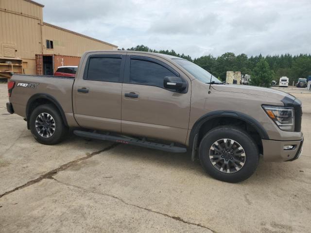  NISSAN TITAN 2021 Коричневый