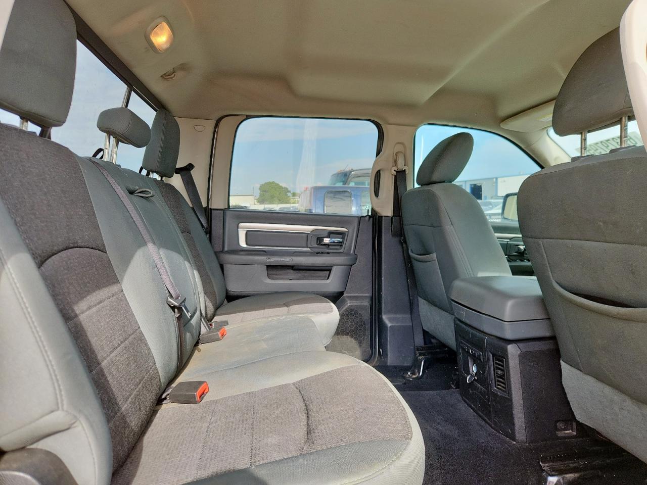 1C6RR7LT6ES296365 2014 Ram 1500 Slt