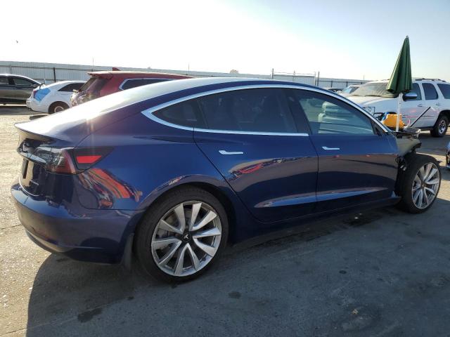  TESLA MODEL 3 2019 Granatowy
