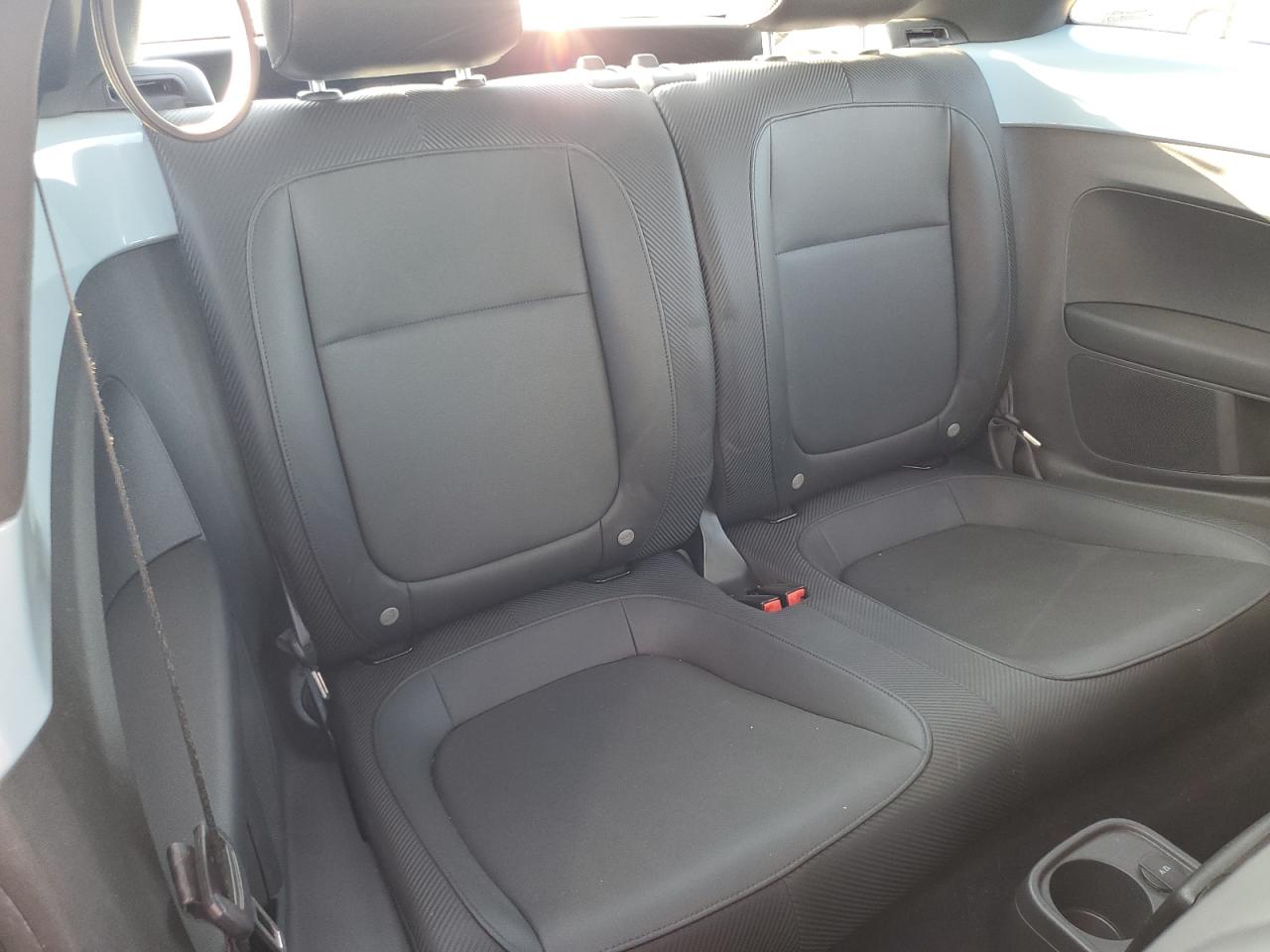 2013 Volkswagen Beetle VIN: 3VWJP7AT6DM678477 Lot: 68266155