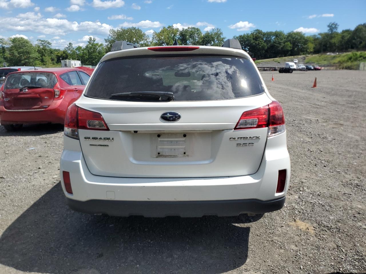 2011 Subaru Outback 3.6R Limited VIN: 4S4BRDLC6B2324424 Lot: 70409505