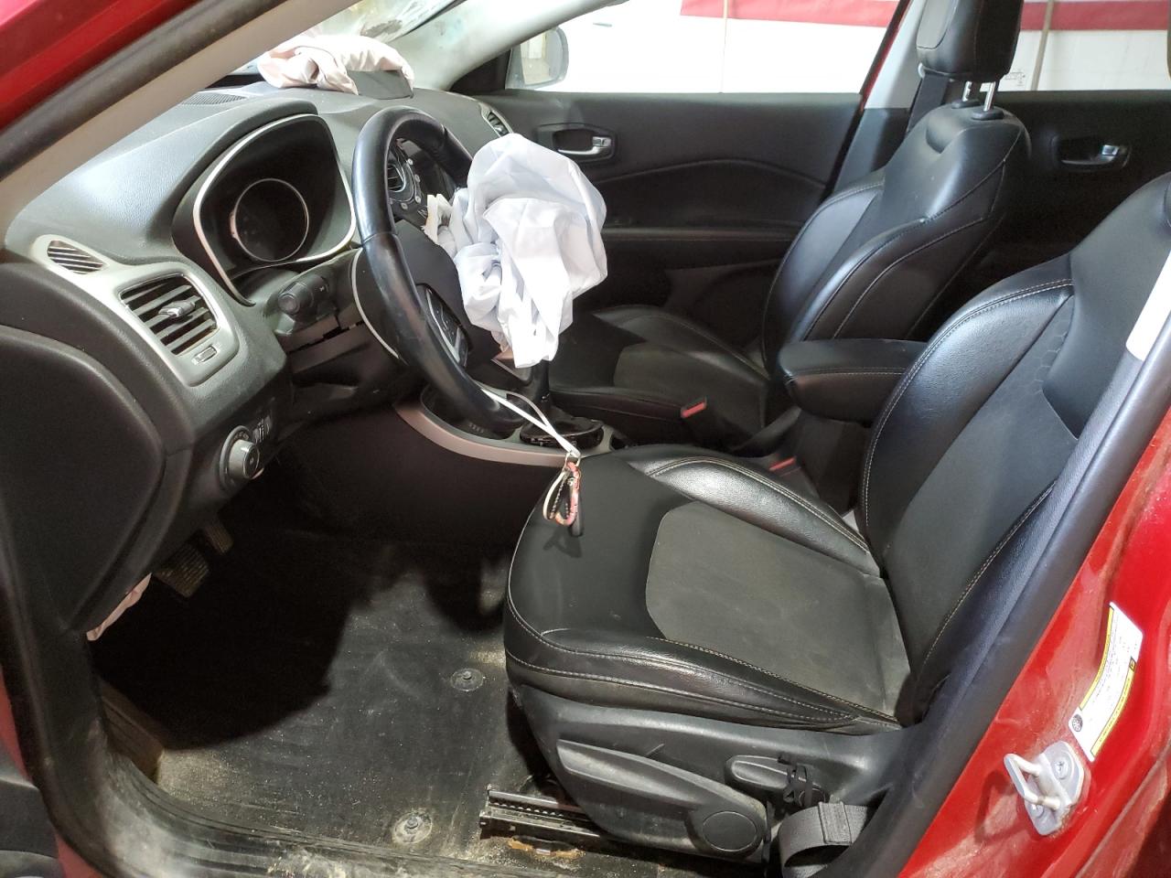 2019 Jeep Compass Latitude VIN: 3C4NJDBB7KT672717 Lot: 70746835