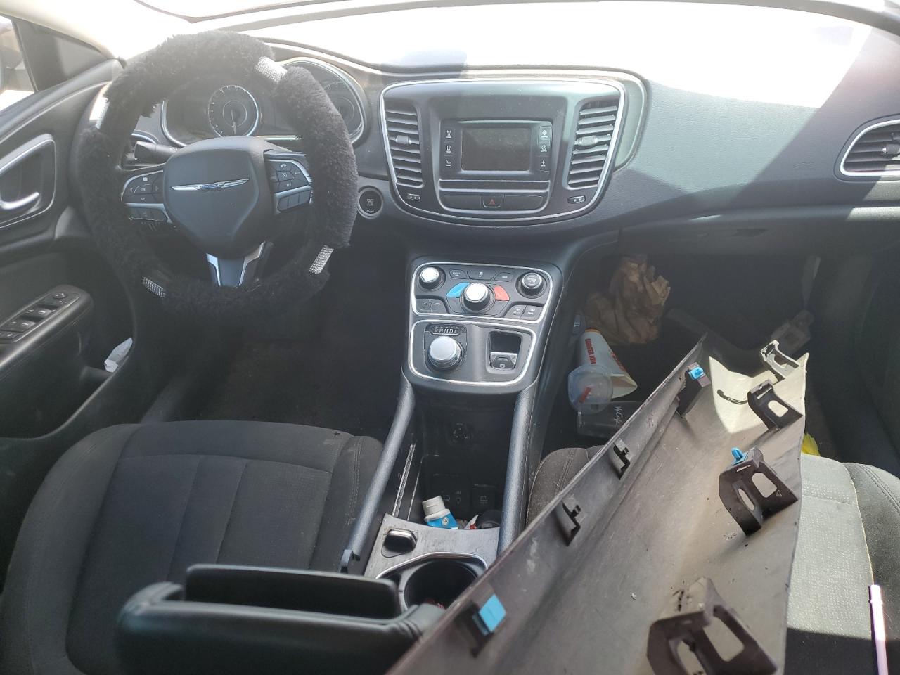 2016 Chrysler 200 Limited VIN: 1C3CCCAB9GN113565 Lot: 70765715