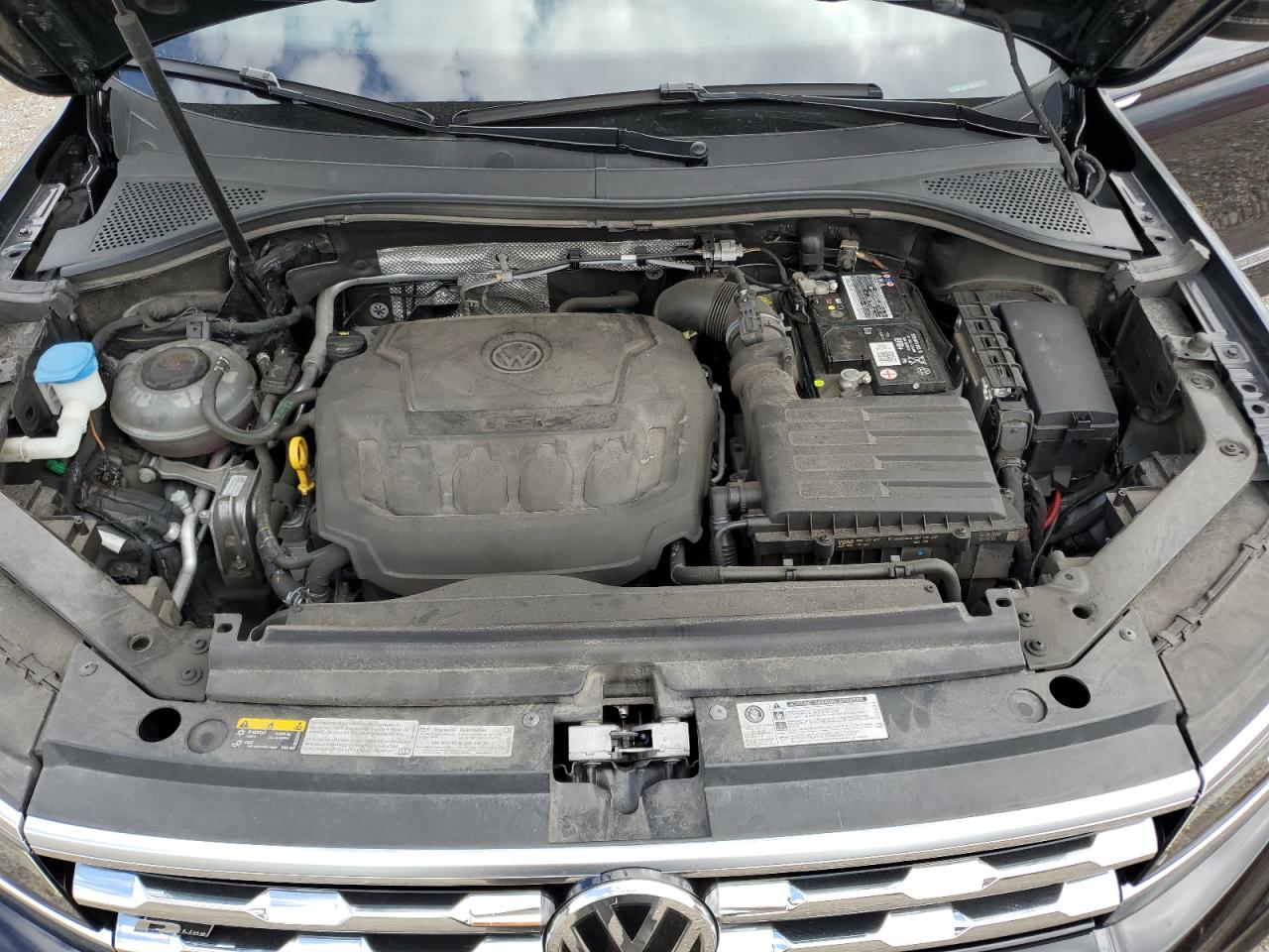 2020 Volkswagen Tiguan Sel Premium R-Line VIN: 3VV4B7AX2LM140554 Lot: 70455595