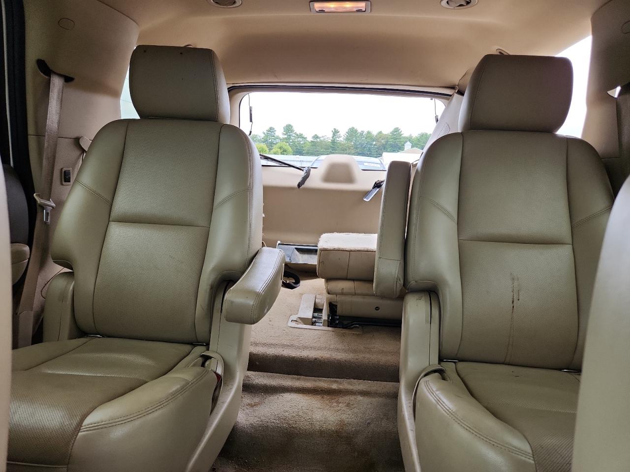 2012 Chevrolet Tahoe K1500 Ltz VIN: 1GNSKCE04CR187117 Lot: 70897075