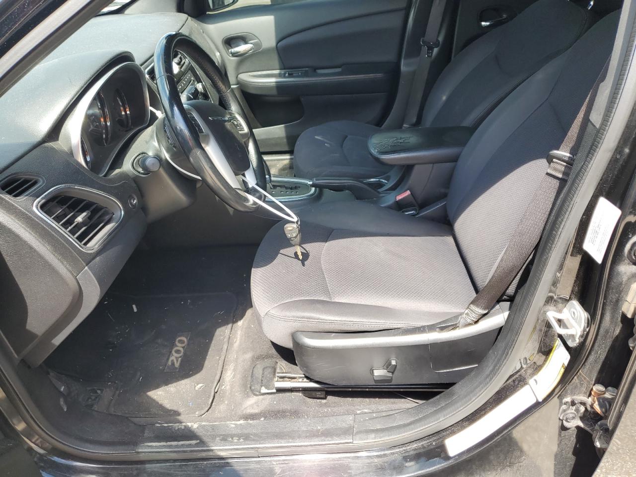 2013 Chrysler 200 Touring VIN: 1C3CCBBB5DN683406 Lot: 69873455