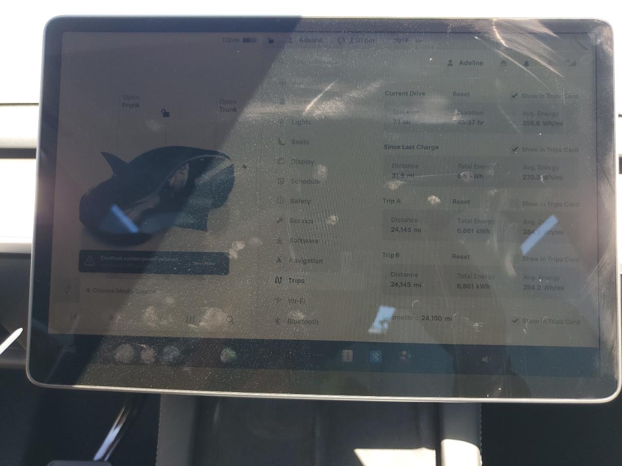 2023 Tesla Model Y VIN: 7SAYGDEE1PF829815 Lot: 69322795