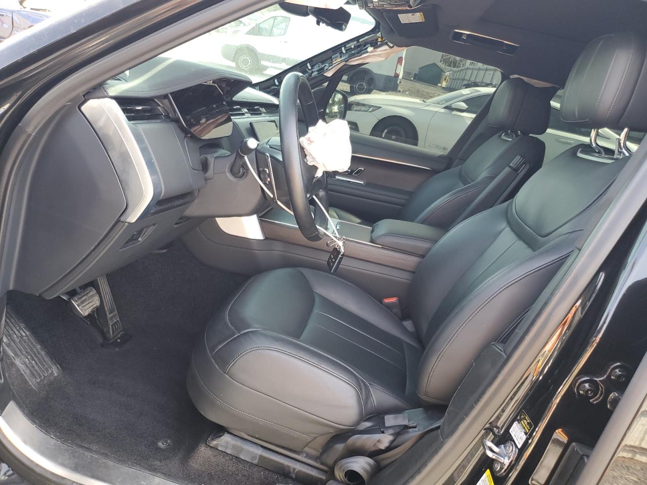 2024 Land Rover Range Rover Se VIN: SALKP9E99RA218499 Lot: 70112915