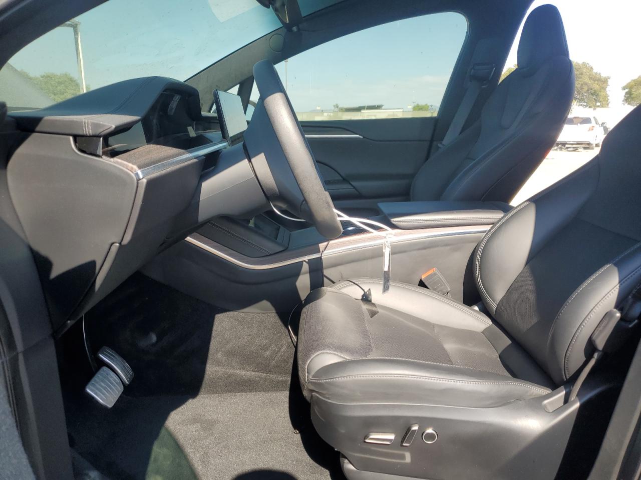 7SAXCDE54RF448132 2024 Tesla Model X