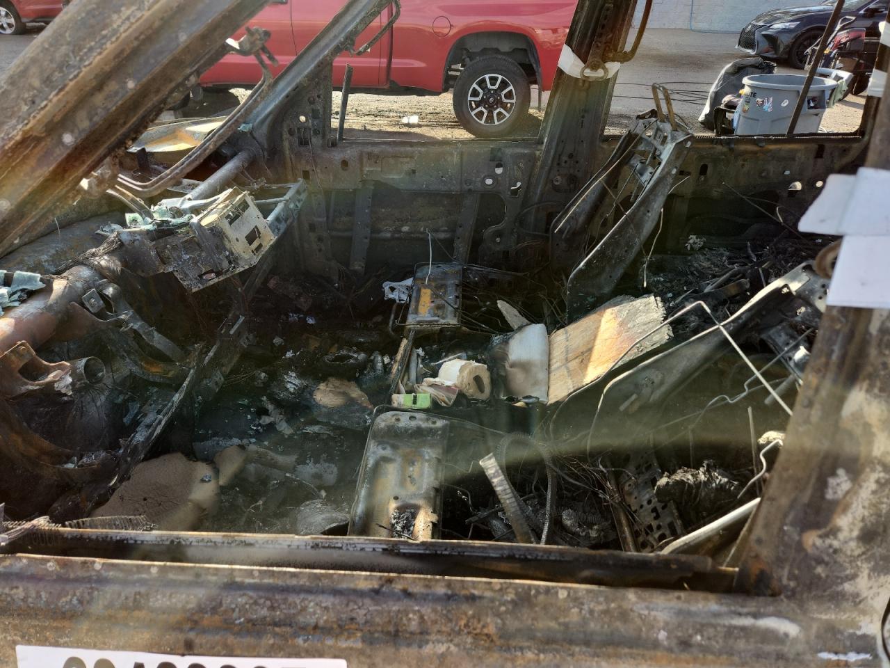 2011 Ford Expedition Xl VIN: 1FMJU1G51BEF13811 Lot: 69469985