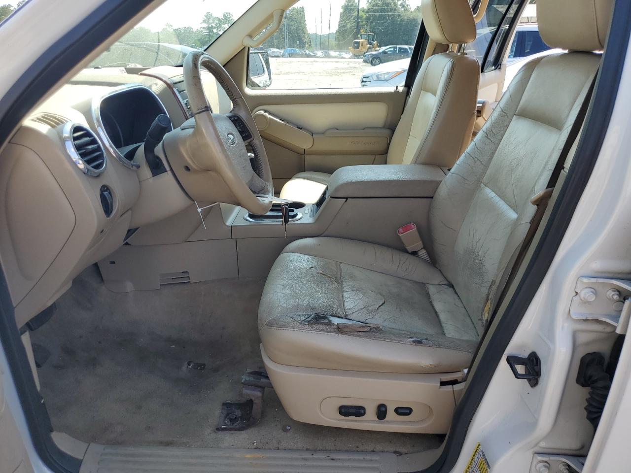 2008 Ford Explorer Eddie Bauer VIN: 1FMEU64E48UB23223 Lot: 68930445