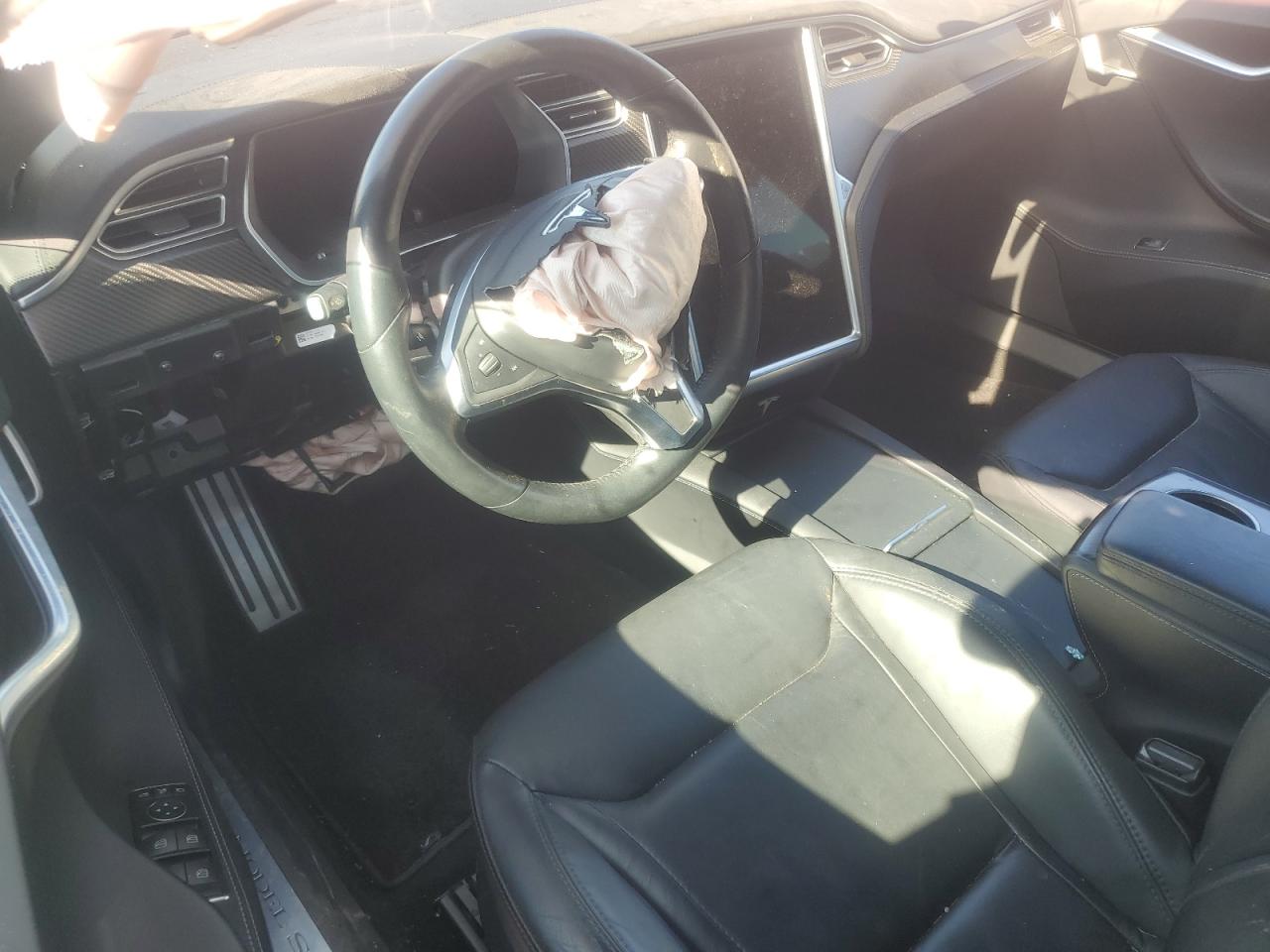 2016 Tesla Model S VIN: 5YJSA1E21GF159451 Lot: 70031535