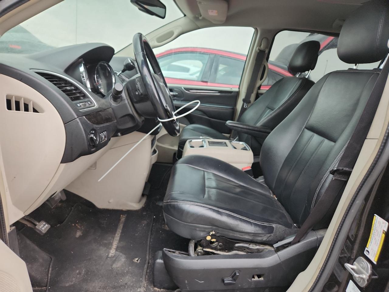 2013 Chrysler Town & Country Touring VIN: 2C4RC1BG2DR797362 Lot: 69618745