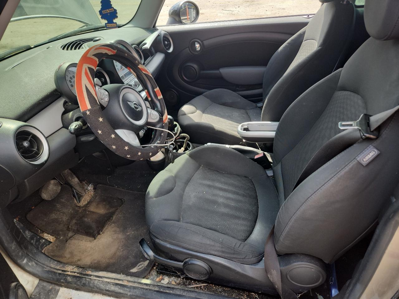 2009 Mini Cooper VIN: WMWMF33509TW75090 Lot: 69759645