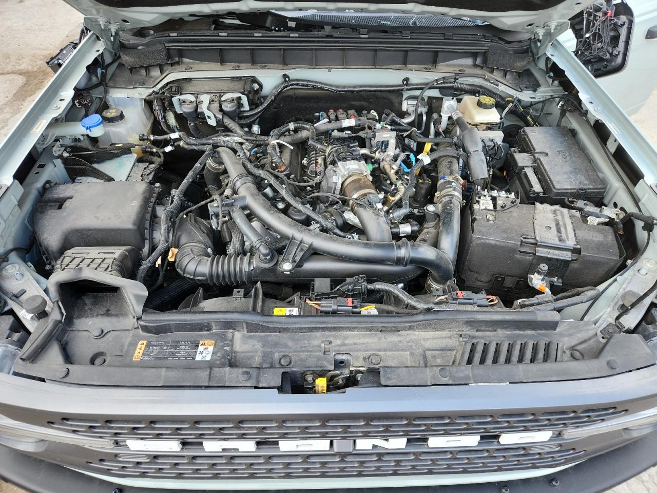 2022 Ford Bronco Base VIN: 1FMEE5DP6NLB64270 Lot: 70008805