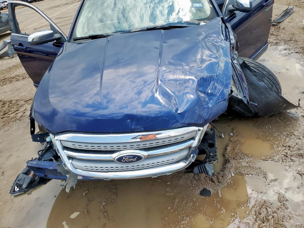 2011 Ford Taurus Limited VIN: 1FAHP2FW0BG144976 Lot: 68763025