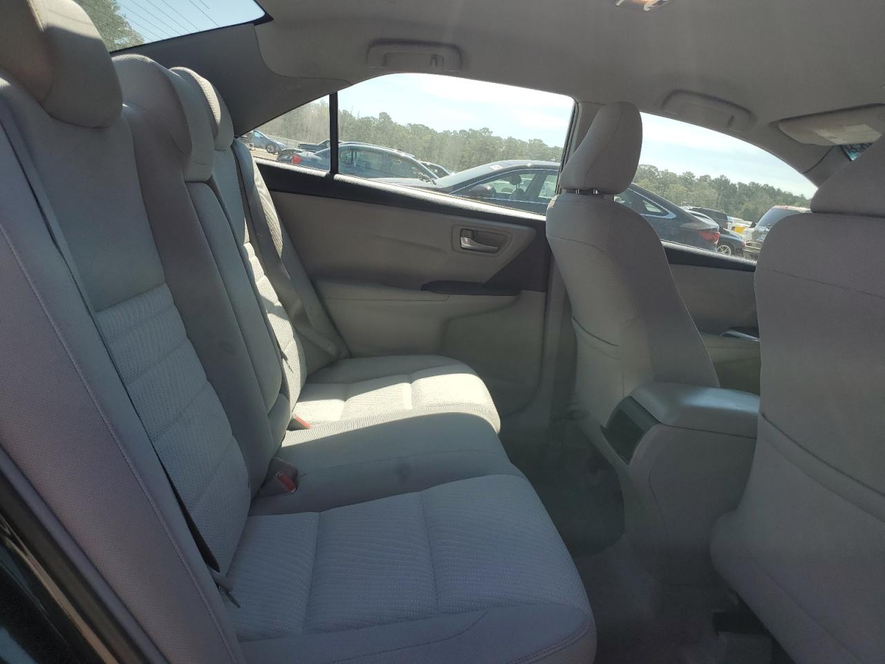 2016 Toyota Camry Le VIN: 4T1BF1FK2GU564432 Lot: 70246585