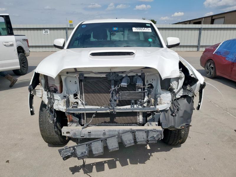  TOYOTA TACOMA 2016 Белы