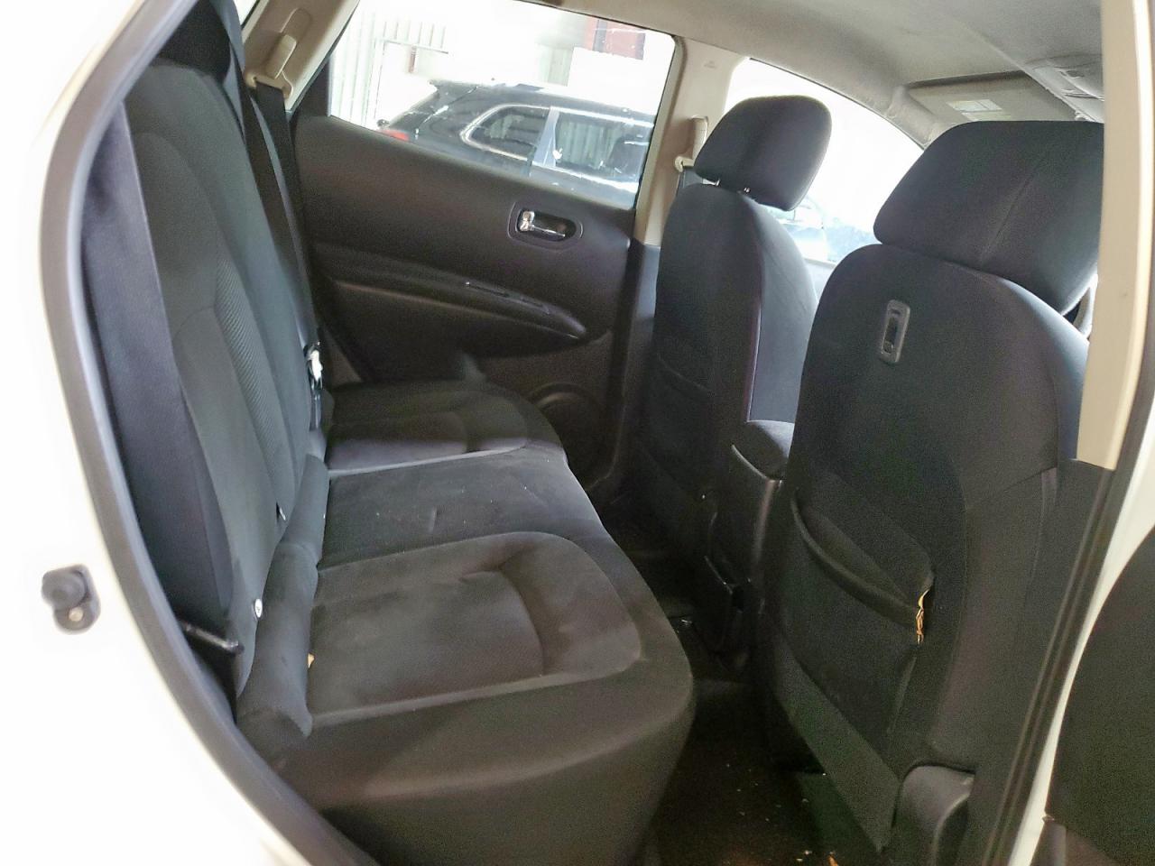 2011 Nissan Rogue S VIN: JN8AS5MT0BW190628 Lot: 70349385