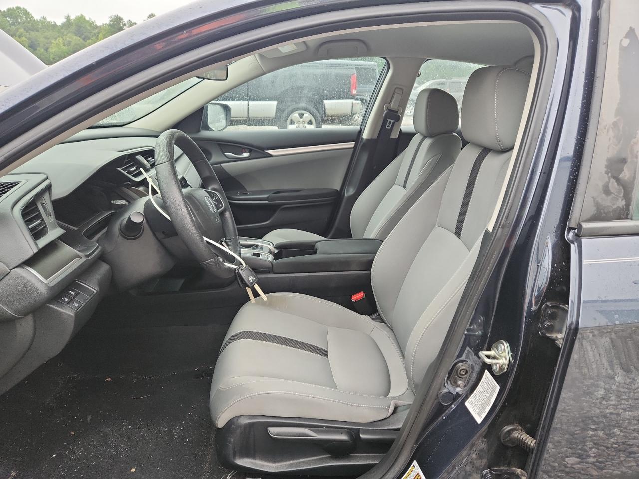 2020 Honda Civic Lx VIN: 19XFC2F60LE011780 Lot: 70101775