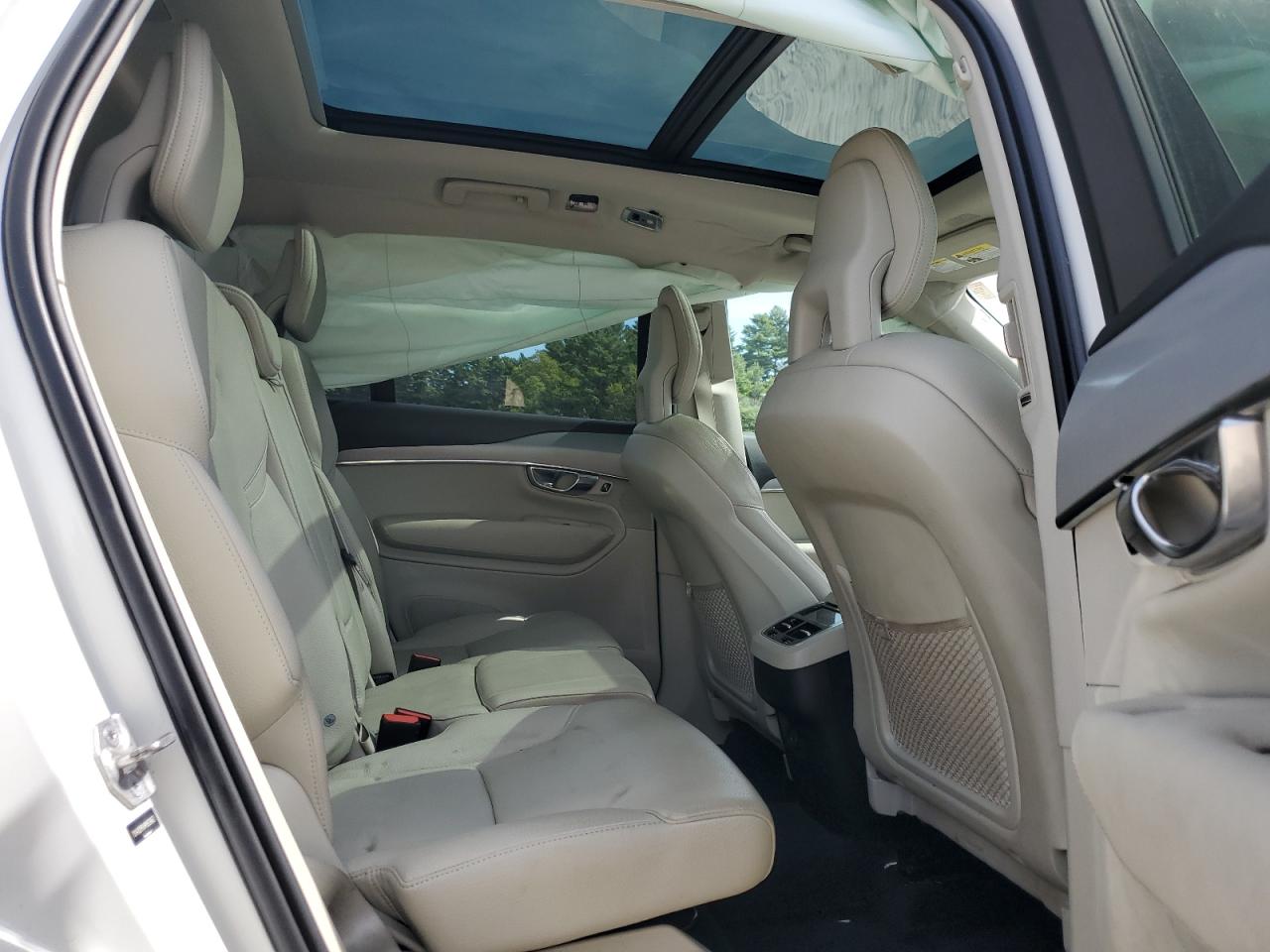 2021 Volvo Xc90 T5 Momentum VIN: YV4102PK4M1692462 Lot: 70720755