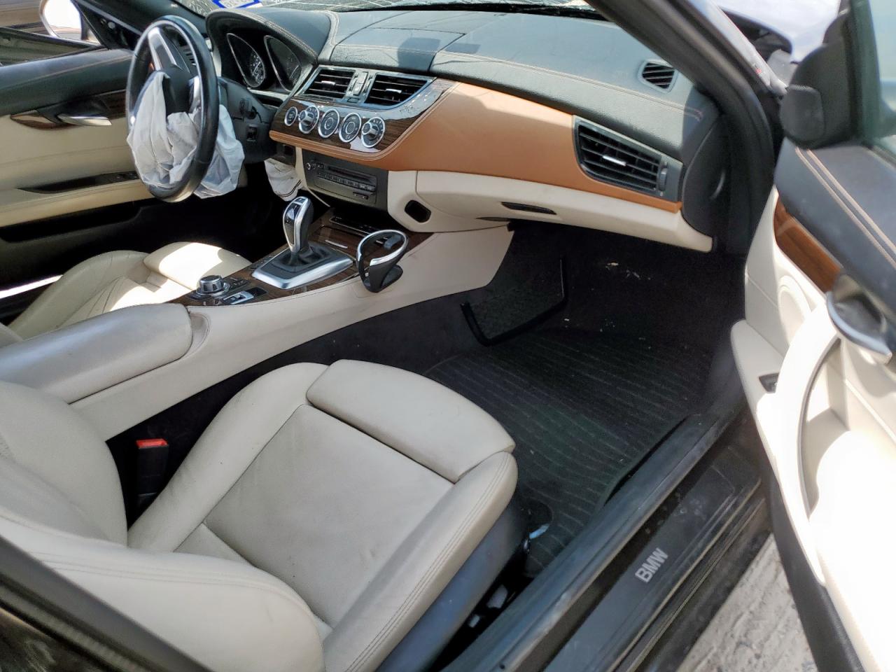 2016 BMW Z4 Sdrive28I VIN: WBALL5C5XG5A20164 Lot: 70952515