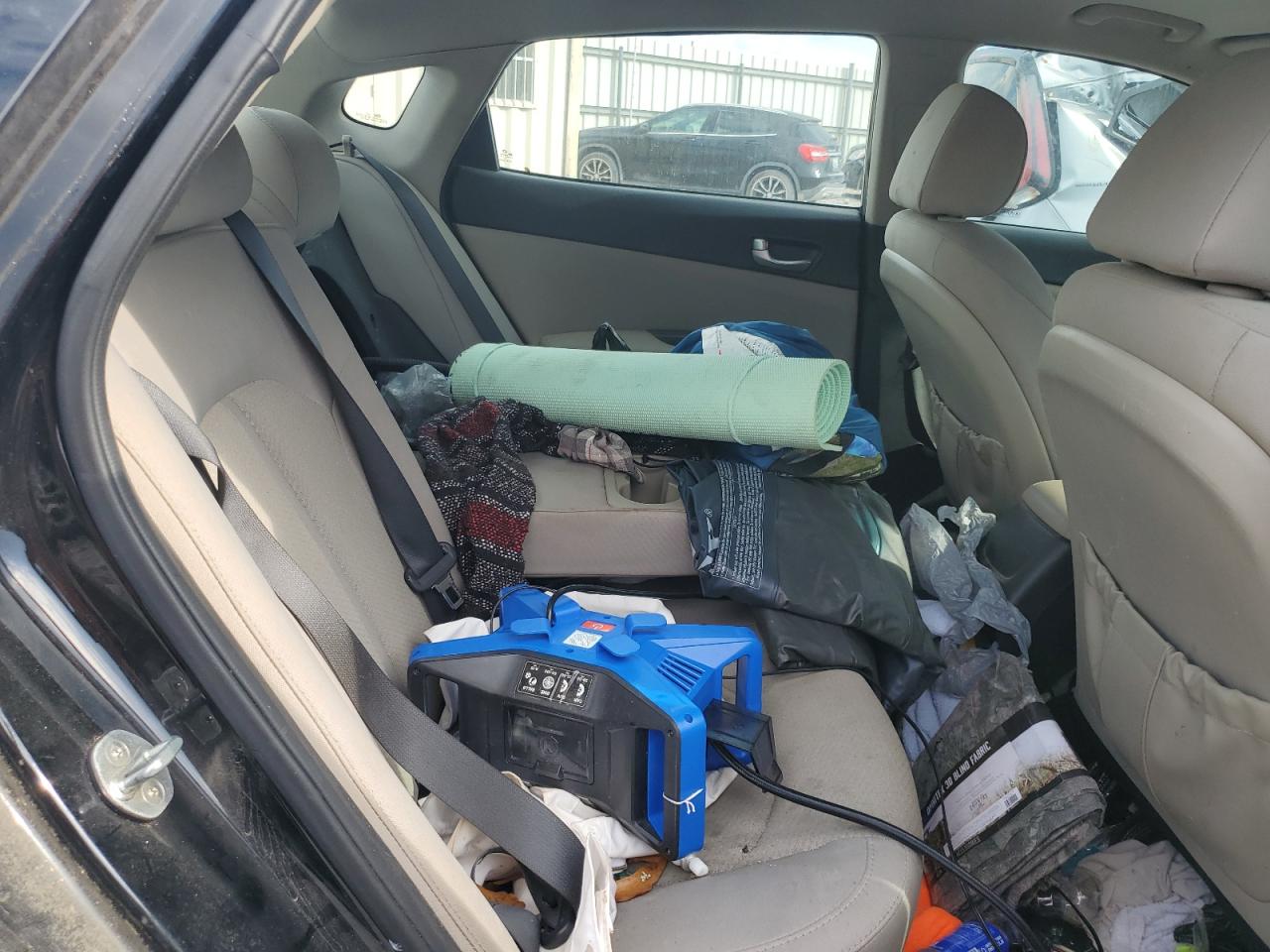 2017 Kia Optima Lx VIN: 5XXGT4L33HG151556 Lot: 69686635