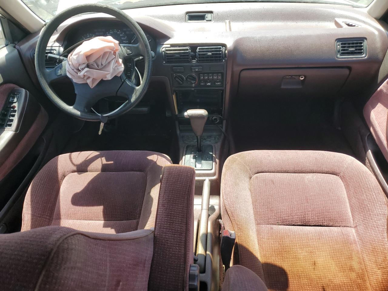 1992 Honda Accord Ex VIN: JHMCB7679NC047536 Lot: 70509495