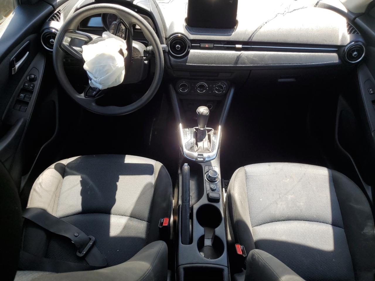 2019 Toyota Yaris L VIN: 3MYDLBYV2KY511997 Lot: 70715265