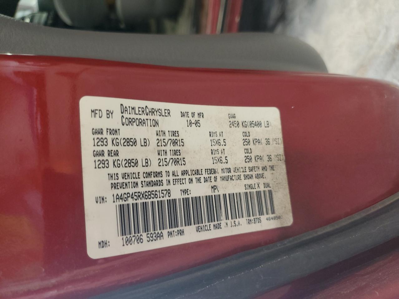 2006 Chrysler Town & Country VIN: 1A4GP45RX6BWY1578 Lot: 67322425