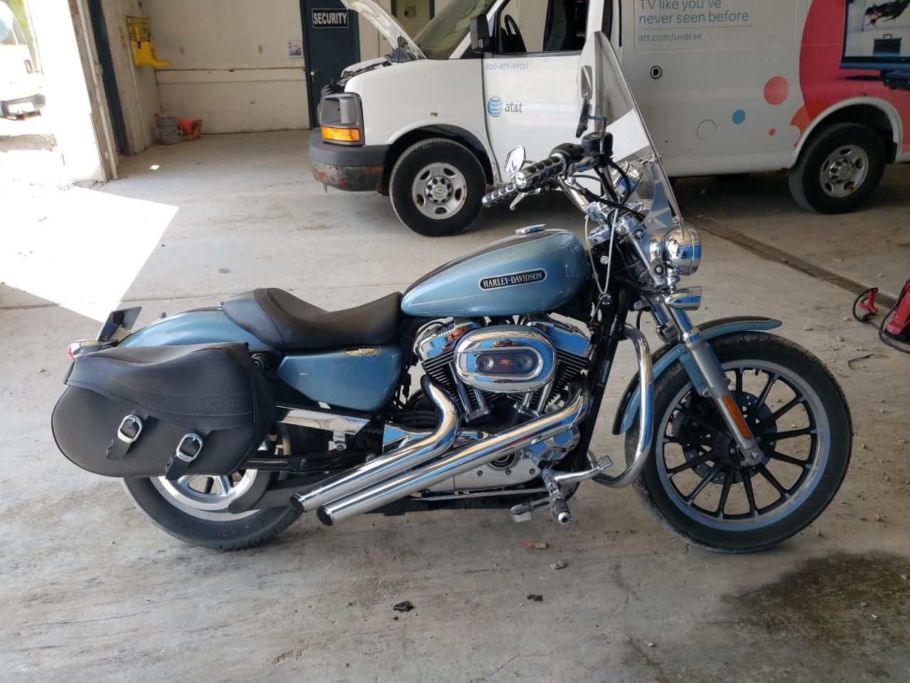 2007 Harley-Davidson Xl1200 L two_colors roadster_bike gas 1HD1CX3177K461766 photo #1