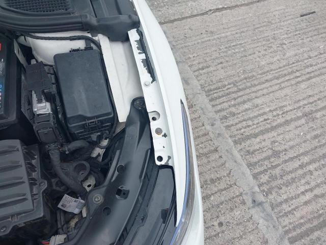 2024 VOLKSWAGEN GOLF R TSI