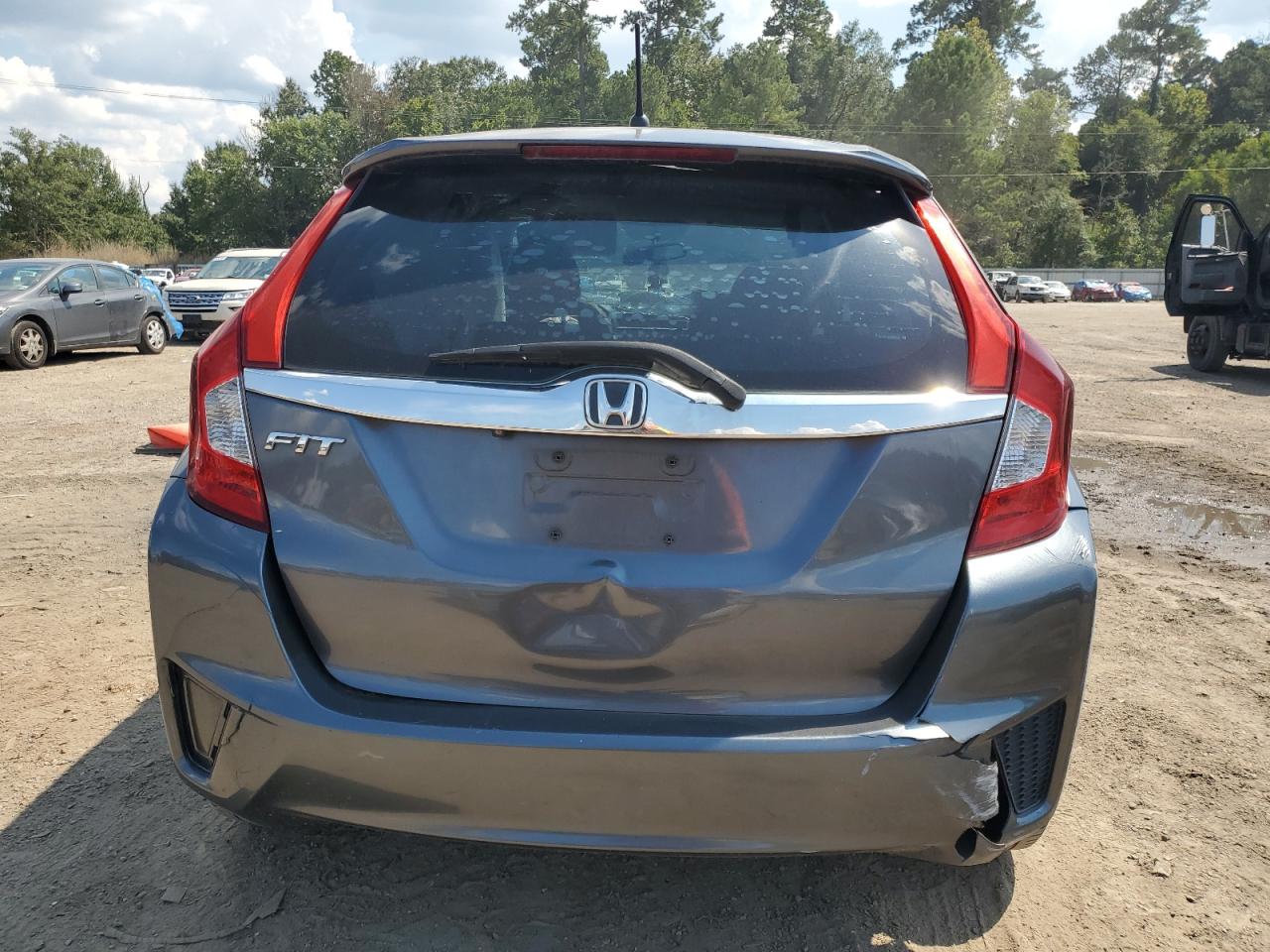 2016 Honda Fit Lx VIN: JHMGK5H53GS001856 Lot: 70501235